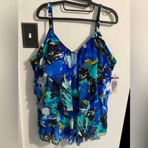 NWT Alia Plus Floral Tankini